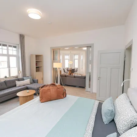 Appartement Weinquartier Gruene 112 Qm 3sz Terrasse Parken Naumbourg