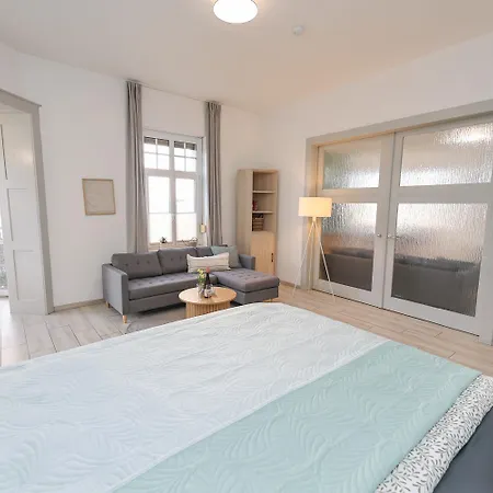 Weinquartier Gruene 112 Qm 3sz Terrasse Parken נאומבורג