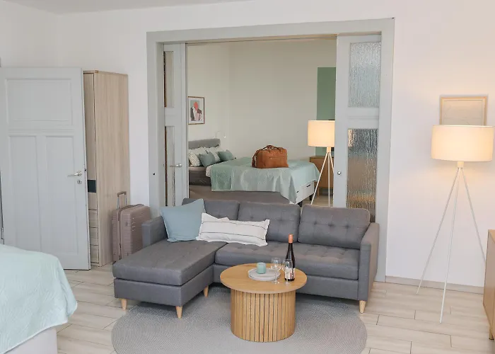 Appartement Weinquartier Gruene 112 Qm 3sz Terrasse Parken *